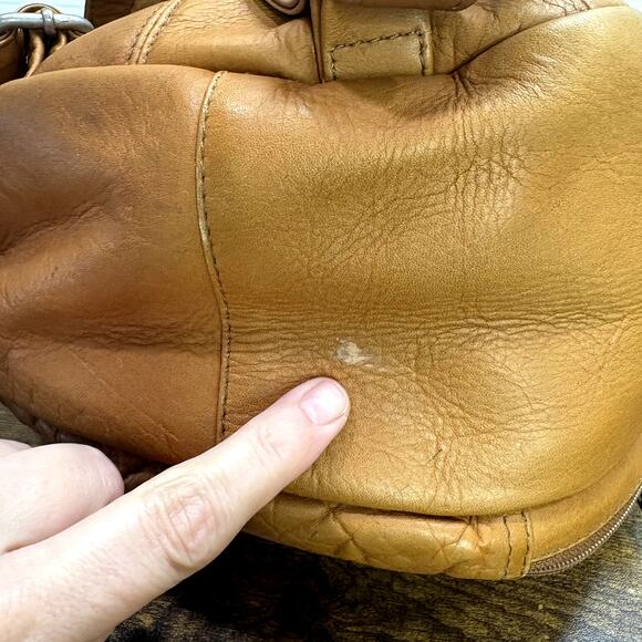 Lavive Sling Bag Convertible Backpack Tan Leather Stud Trim Pockets Boho Western - Picture 8 of 16